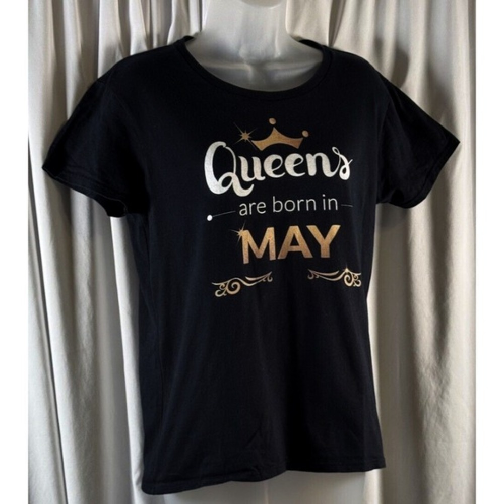 Anvil Queens Are Born In May Black Graphic T-Shirt Womens Cotton Tee M 73-41 - Picture 10 of 10